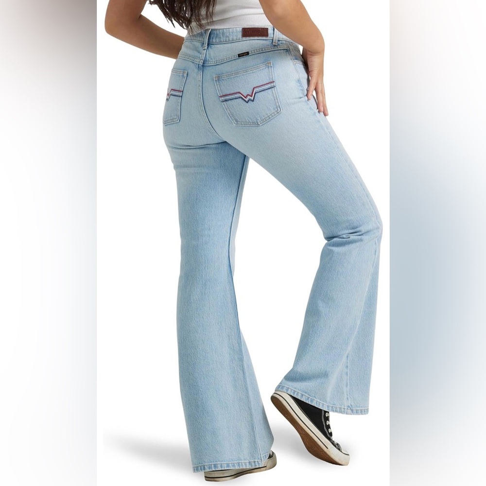 Wrangler Fierce Flare Jeans